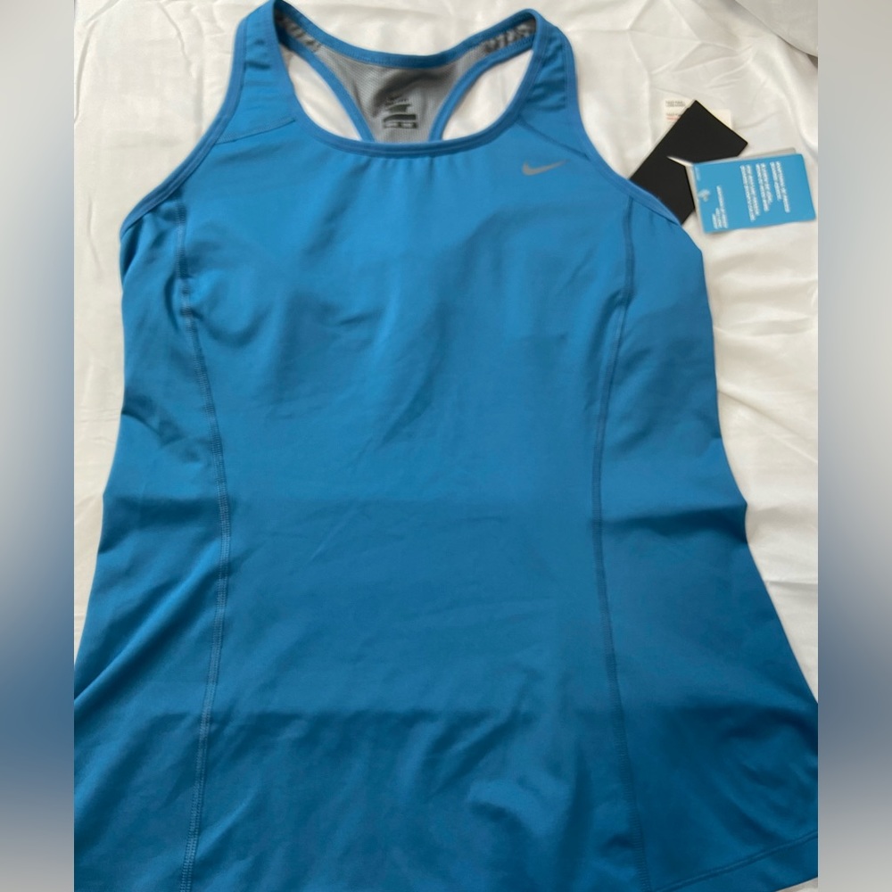 Nike Women Racerback Athletic Shelf Bra Blue Tank Size XL NWT